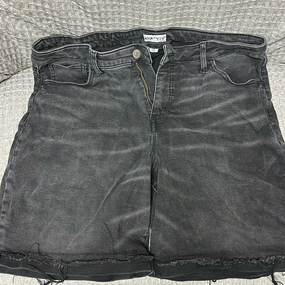 Ava and Viv space size 16 W black jeans stretchy shorts 4 for $20 SALE!